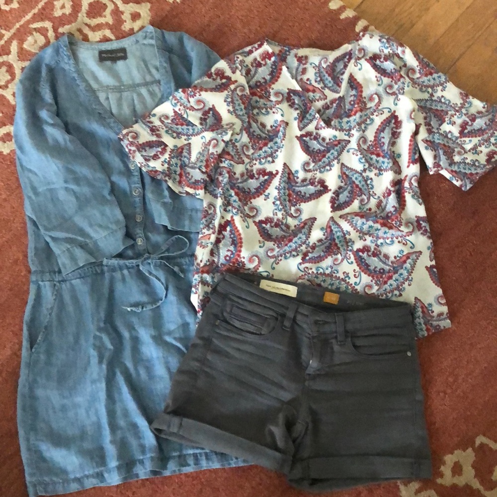Spring bundle - dress, blouse, shorts